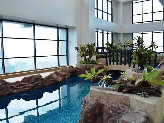 Relaxing Big Bedroom Apartment