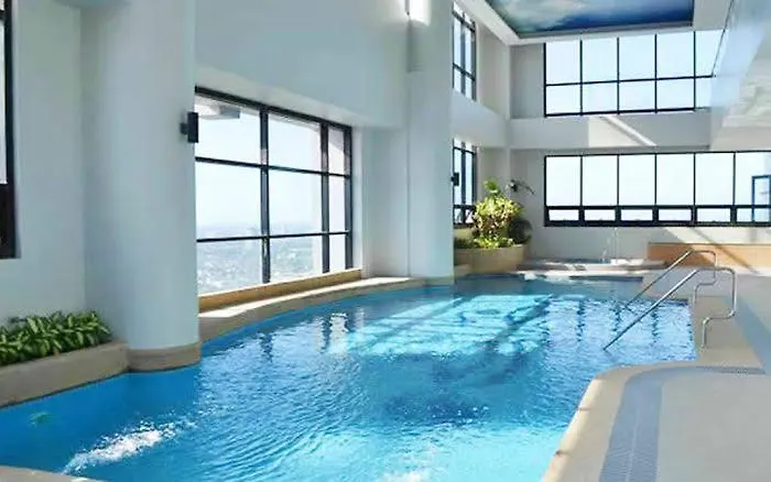 Relaxing Big Bedroom